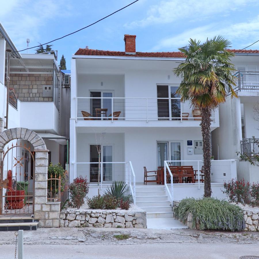 Holiday Home Rosemary Klek Exterior photo